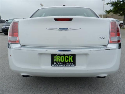 2012 Chrysler 300  Limited