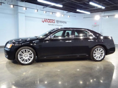 2012 Chrysler 300  Limited