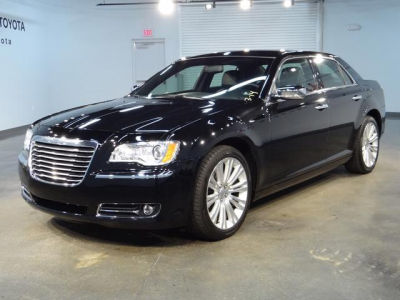 2012 Chrysler 300  Limited