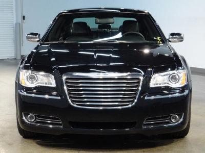 2012 Chrysler 300  Limited