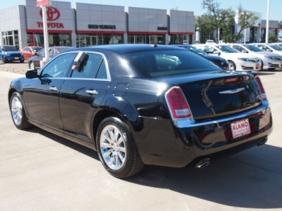2012 Chrysler 300  Limited