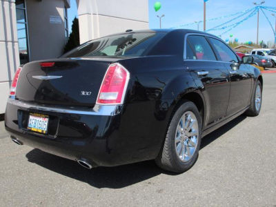 2011 Chrysler 300  Limited
