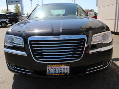 2011 Chrysler 300  Limited