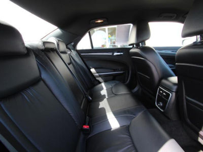 2011 Chrysler 300  Limited