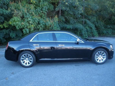 2012 Chrysler 300  Limited