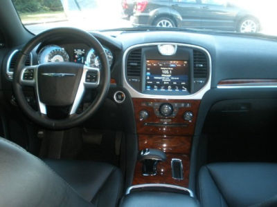 2012 Chrysler 300  Limited