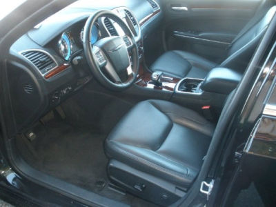 2012 Chrysler 300  Limited