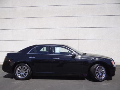 2012 Chrysler 300  Limited