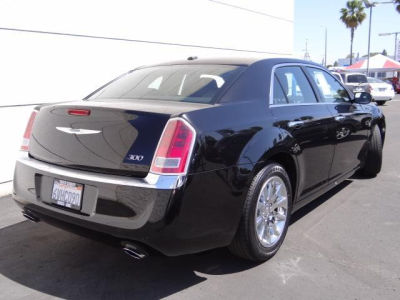 2012 Chrysler 300  Limited