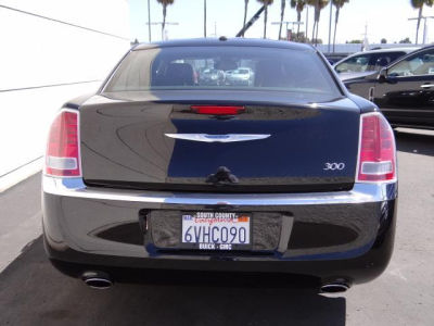 2012 Chrysler 300  Limited