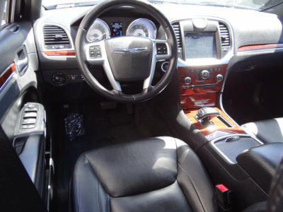 2012 Chrysler 300  Limited