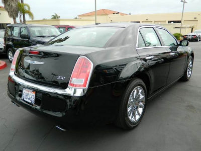 2012 Chrysler 300  Limited