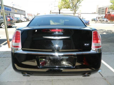2012 Chrysler 300  Limited