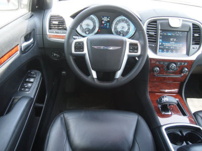 2012 Chrysler 300  Limited
