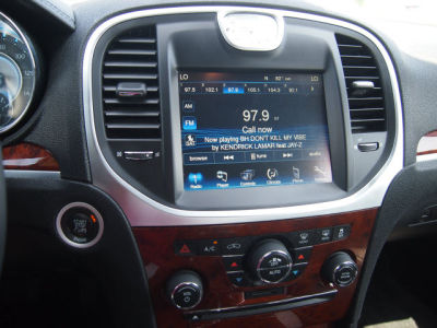 2012 Chrysler 300  Limited