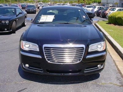 2012 Chrysler 300  Limited