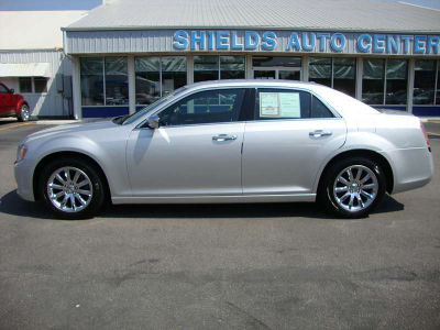 2012 Chrysler 300  Limited