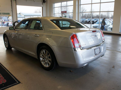 2012 Chrysler 300  Limited