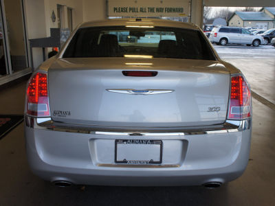 2012 Chrysler 300  Limited
