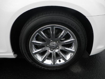 2012 Chrysler 300  Limited