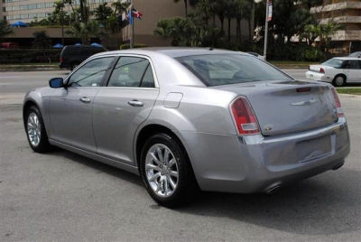 2011 Chrysler 300  Limited