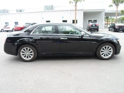 2012 Chrysler 300  Limited