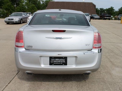 2012 Chrysler 300  Limited