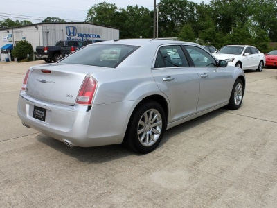 2012 Chrysler 300  Limited