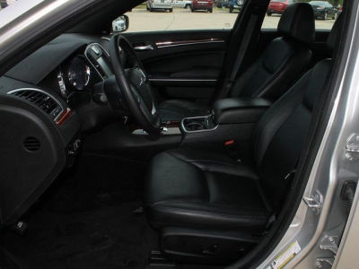 2012 Chrysler 300  Limited