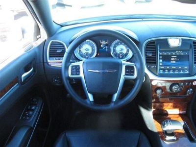 2012 Chrysler 300  Limited