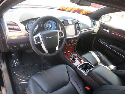 2013 Chrysler 300  Base