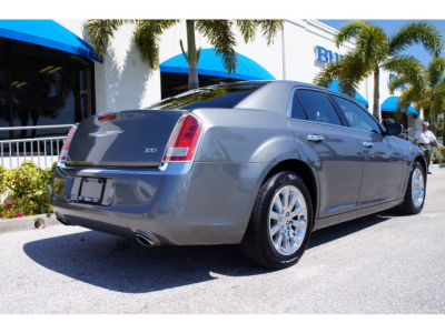 2012 Chrysler 300  Limited