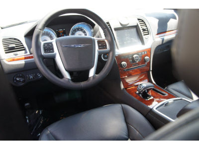 2012 Chrysler 300  Limited
