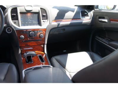 2012 Chrysler 300  Limited