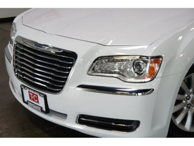 2013 Chrysler 300  Base