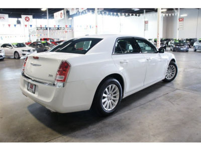 2013 Chrysler 300  Base
