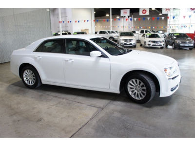 2013 Chrysler 300  Base