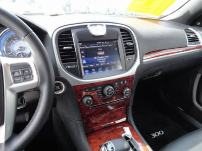 2012 Chrysler 300  Limited