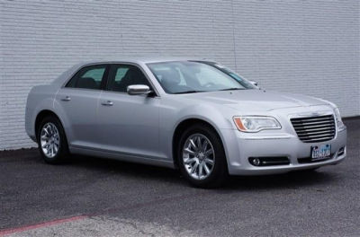 2012 Chrysler 300  Limited