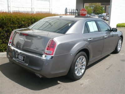 2012 Chrysler 300  Limited