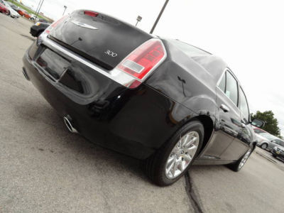 2012 Chrysler 300  Limited
