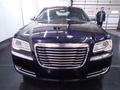2011 Chrysler 300  Limited
