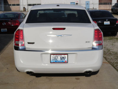 2013 Chrysler 300  Base