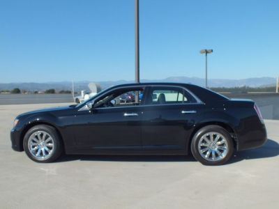 2012 Chrysler 300  Limited