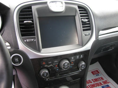 2011 Chrysler 300  Limited