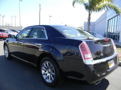 2012 Chrysler 300  Limited