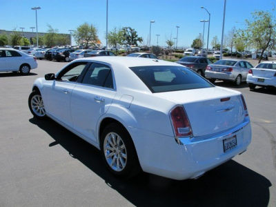2012 Chrysler 300  Limited