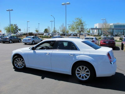 2012 Chrysler 300  Limited
