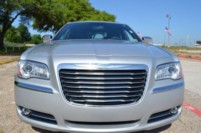 2012 Chrysler 300  Limited