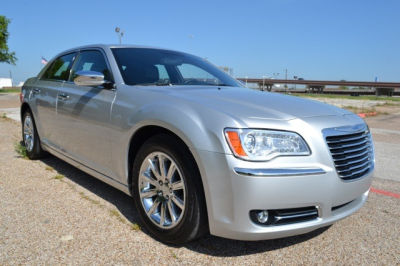 2012 Chrysler 300  Limited